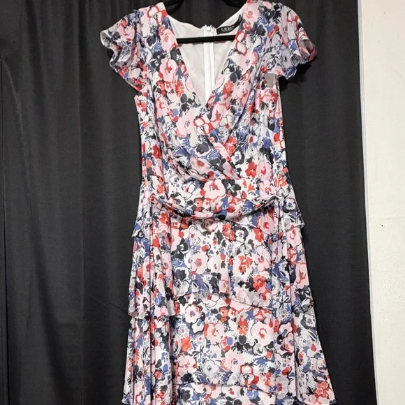 🌷SPRING SALE🌷 Ralph Lauren Floral A Line Flutter Sleeve Dress - Picture 4 of 9